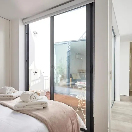 Charming House With Terrace In Lisbon.wifi. Lisboa